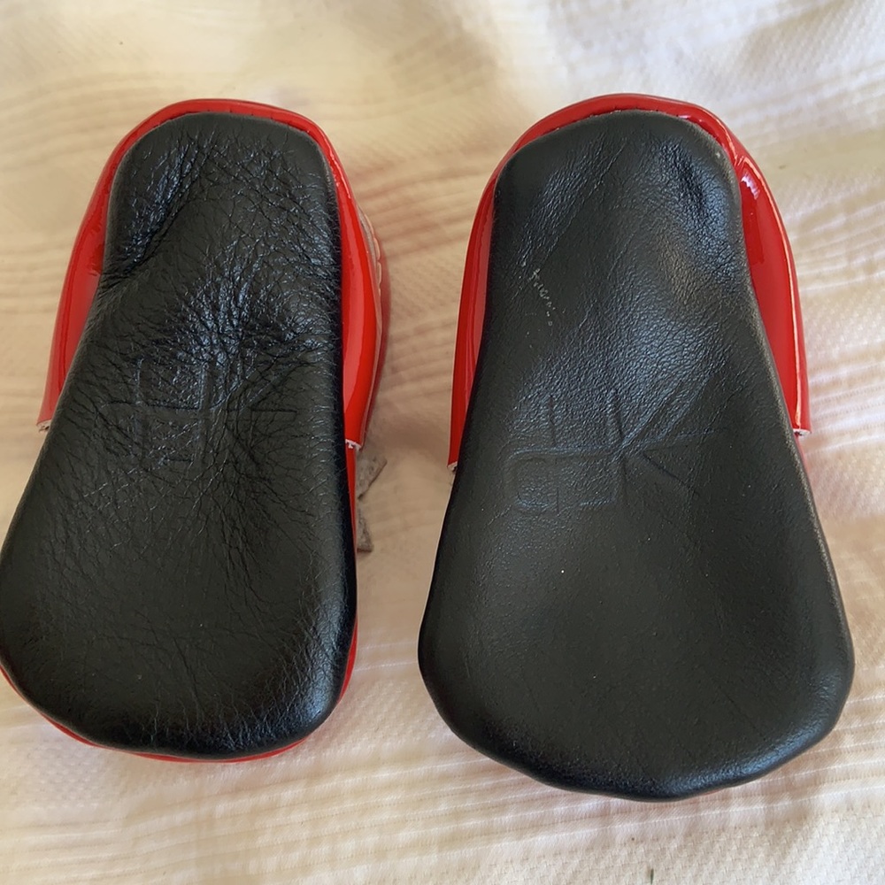 Freshly Picked Red Bow Moccasins ❤️ - Picture 4 of 5